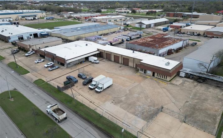Pictures of Industrial property located at 910 W Kearney Street, Mesquite, TX 75149 for sales - image #1