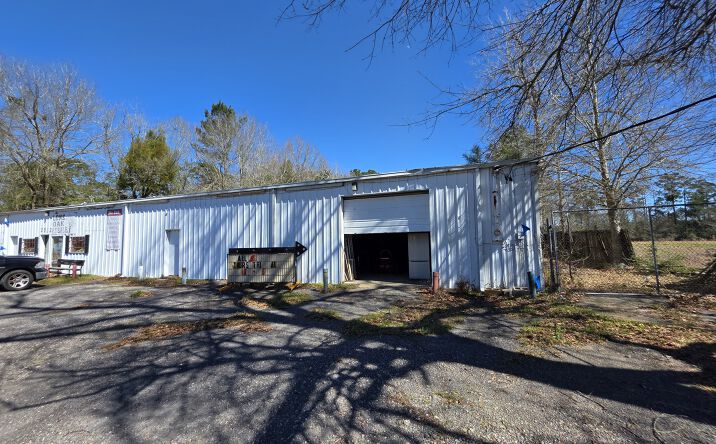 Pictures of Business for Sale, Industrial, Mixed Use, Retail property located at 2852 Farm to Market 92, Silsbee, TX 77656 for sales - image #1