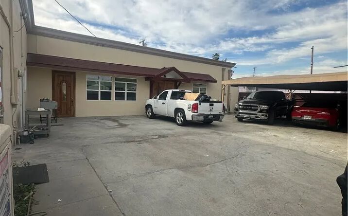 Pictures of Multifamily property located at 1429 E South, Long Beach, CA 90805 for sales - image #1