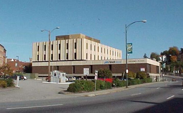 Pictures of Office, Retail property located at 101 Water St, Norwich, CT 06360 for sales - image #1