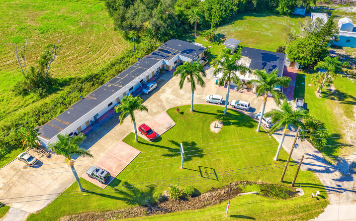 image of property at 5690 US-1 Grant Valkaria FL 32949-2013
