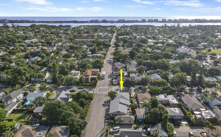 image of property at 929 N K ST APT A Lake Worth FL 33460-2640