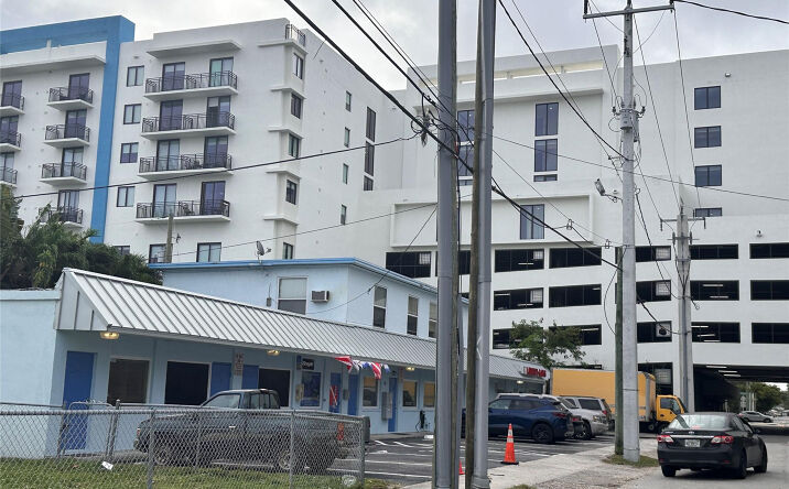 image of property at 24 NE 1ST AVE Dania Beach FL 33004-2865