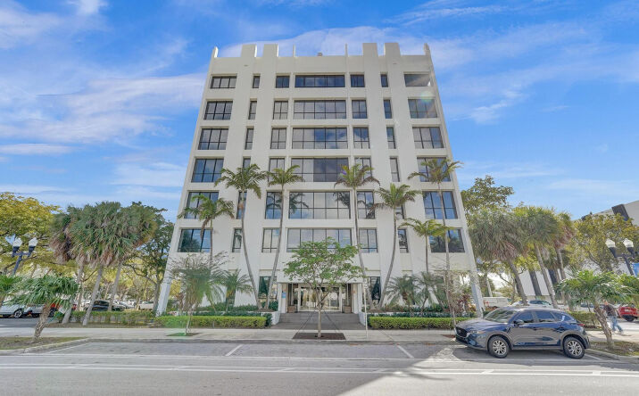 Pictures of Business for Sale, Office, Land property located at 2450 Hollywood Boulevard CU700 & 701, Hollywood, FL 33020 for sales - image #1