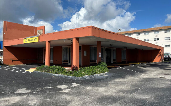 Pictures of Business for Sale property located at 1361 E Commercial Boulevard, Oakland Park, FL 33334 for sales - image #1