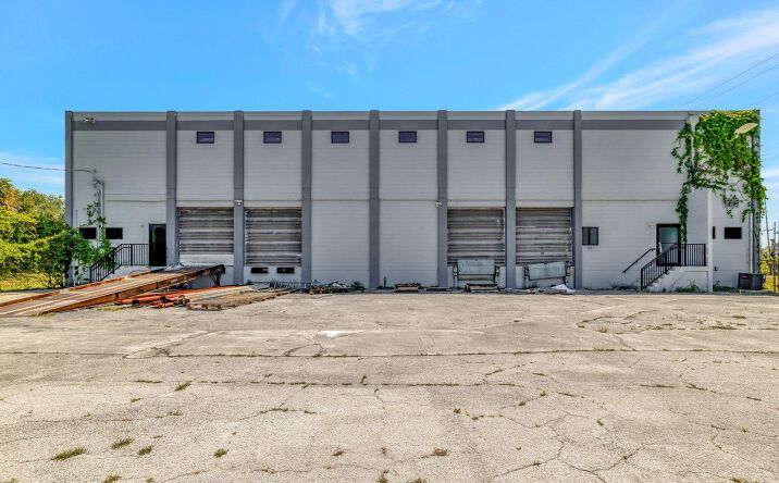 Pictures of Industrial, Retail, Office property located at 3490 Oleander Avenue, Fort Pierce, FL 34982 for sales - image #1
