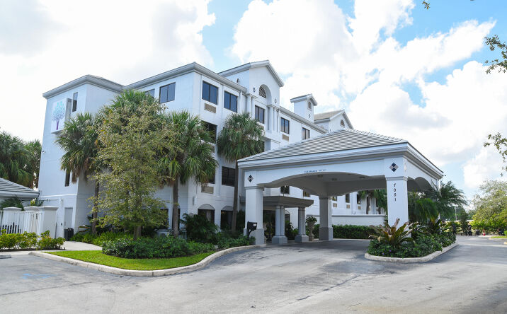Pictures of Business for Sale, Office, Special Purpose property located at 7051 Seacrest Boulevard, Lake Worth, FL 33462 for sales - image #1