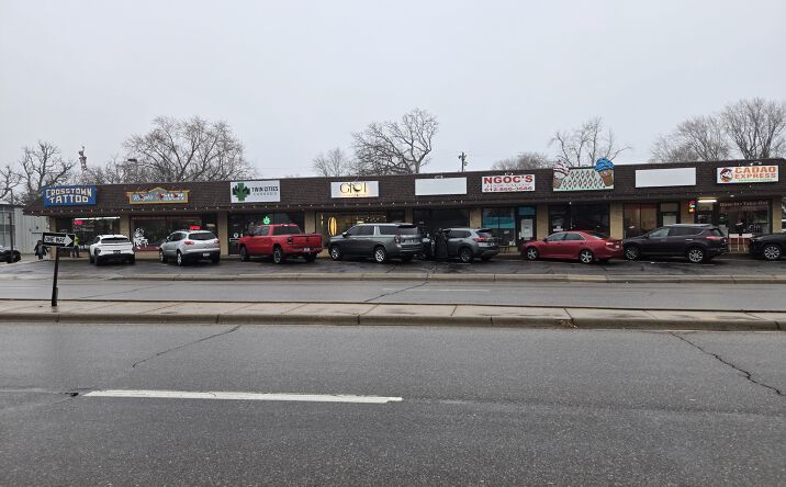 Pictures of Retail property located at 6621 Penn Ave S, Minneapolis, MN 55423 for sales - image #1