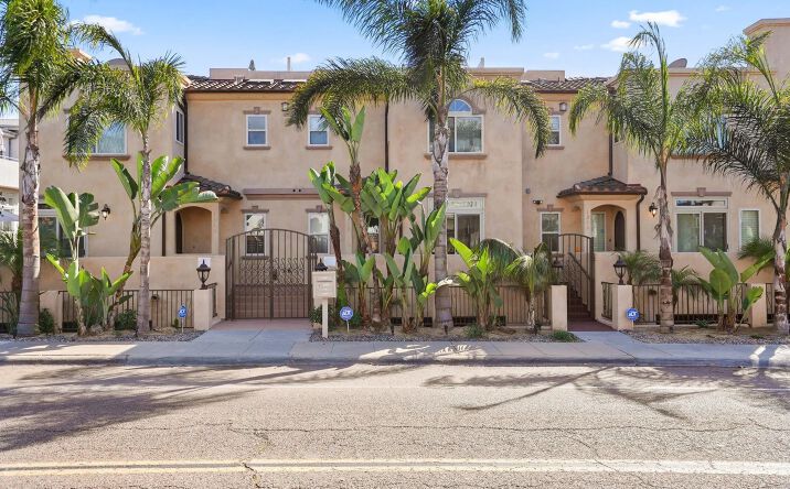 Pictures of Multifamily property located at 1311-15 Pacific Beach Dr, Pacific Beach (san Diego), CA 92109 for sales - image #1