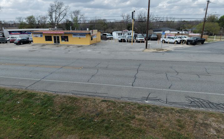 Pictures of Mixed Use, Mobile Home Park, Retail property located at 5671 Randolph Blvd, San Antonio, TX 78233 for sales - image #1