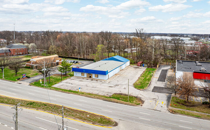 image of property at 3612 FERN VALLEY RD Louisville KY 40219-1917