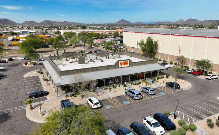 Pictures of Retail property located at 21611 N 26th Ave, Phoenix, AZ 85027 for sales - image #1