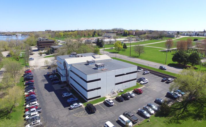 Pictures of Office property located at 2100 Riverside Dr, Green Bay, WI 54301 for sales - image #1