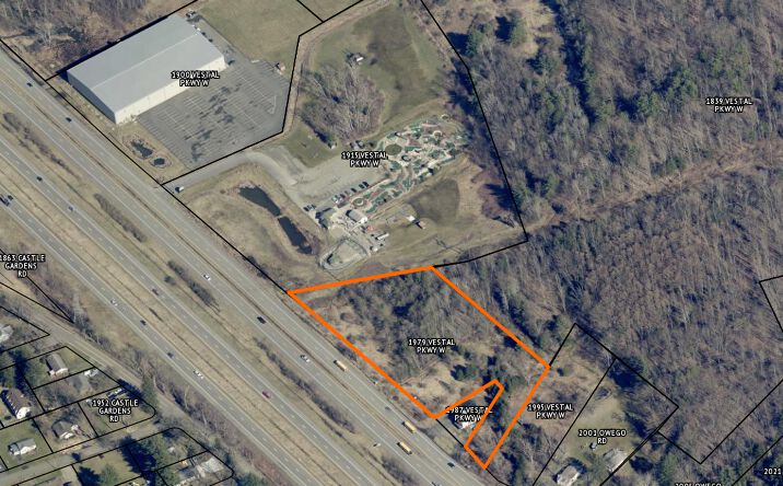 Pictures of Land property located at 1979 Vestal Pkwy W, Vestal, NY 13850 for sales - image #1