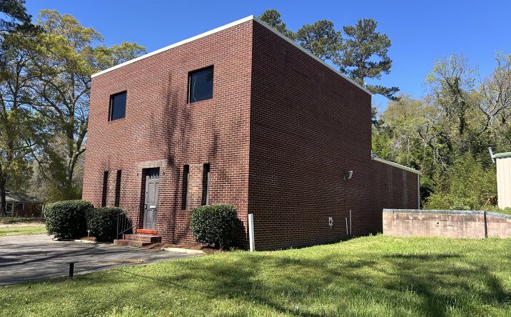 Pictures of Mixed Use, Office, Retail, Special Purpose property located at 1111 Miller Ave, Columbia, SC 29203 for sales - image #1