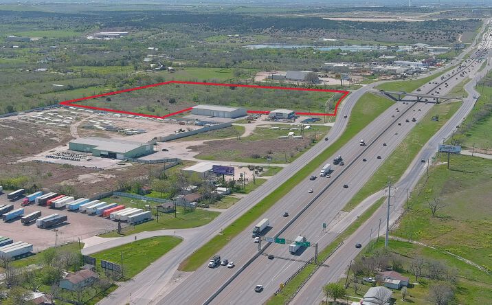 Pictures of Land property located at 7750 I 35 N Frontage Rd, New Braunfels, TX 78130 for sales - image #1