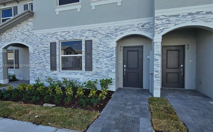 Pictures of Multifamily property located at 1157 SE 1st Terrace, Florida City, FL 33034, 1148 SE 2 ST, Florida City, FL 33034, 96 SE 11 CT, Florida City, FL 33034, 1175 SE 1 ST, Florida City, FL 33034 for sales - image #1