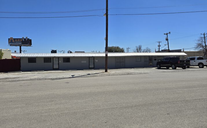 Pictures of Industrial, Office property located at 10000 McCullough Ave, San Antonio, TX 78216 for sales - image #1