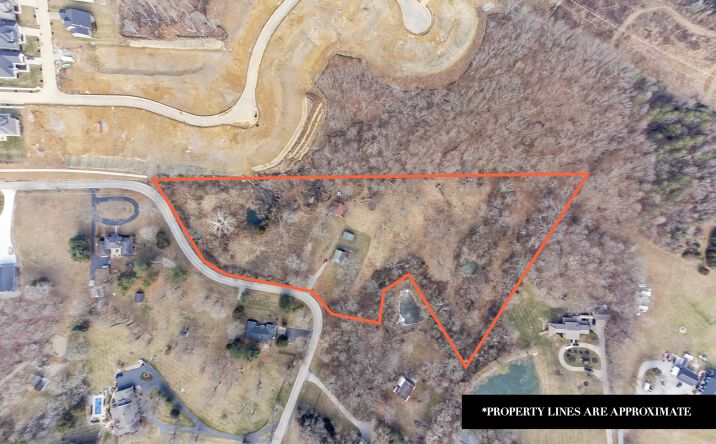Pictures of Land property located at 1409 S English Station Rd, Jeffersontown, KY 40299 for sales - image #1