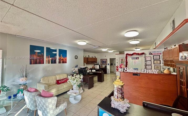 Pictures of Office, Mixed Use property located at 10393 SW 186th St, Miami, FL 33157 for sales - image #1