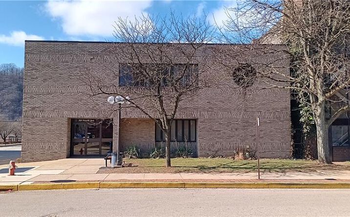 Pictures of Retail, Office property located at 701 Fourth Avenue, New Kensington, PA 15068 for sales - image #1
