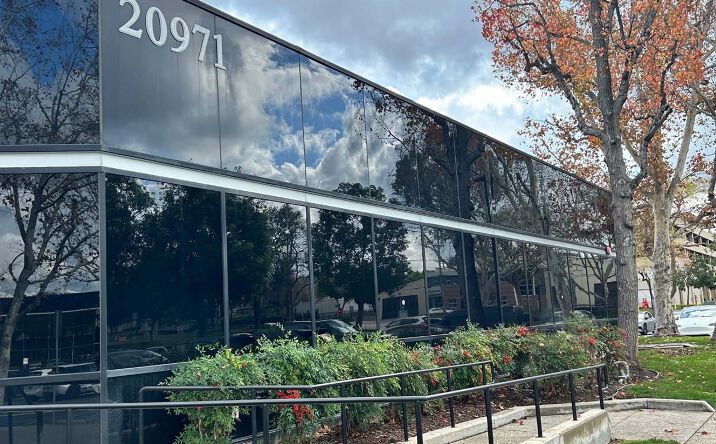 Pictures of Retail, Office, Special Purpose property located at 20971 Warner Center Ln, Los Angeles, CA 91367 for sales - image #1
