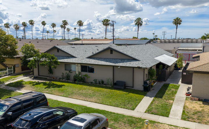 Pictures of Multifamily property located at 1804 W Glen Ave, Anaheim, CA 92801 for sales - image #1