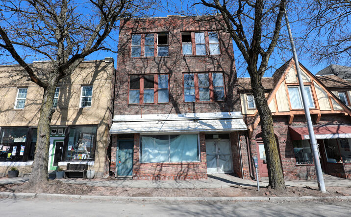 Pictures of Mixed Use, Retail property located at 350 Broadway, Kingston, NY 12401 for sales - image #1