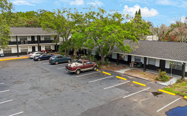 Pictures of Multifamily property located at 1132 Auburn St, Clearwater, FL 33756 for sales - image #1