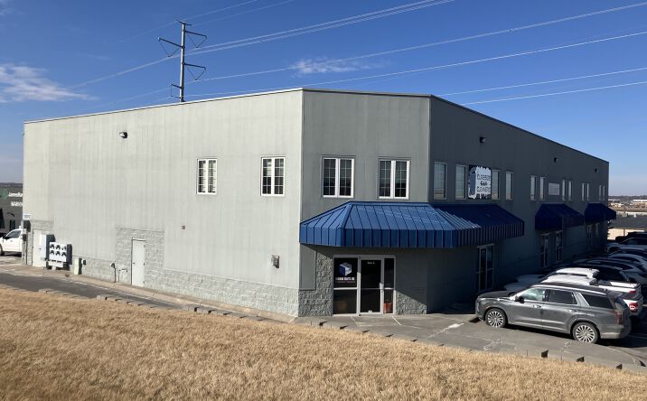Pictures of Industrial property located at 12012 Roberts Rd, La Vista, NE 68128 for sales - image #1