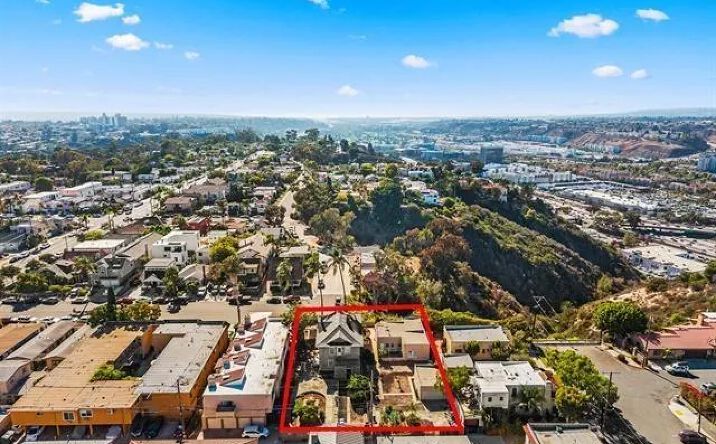 Pictures of Multifamily property located at 4655-63 Campus Ave, San Diego, CA 92116 for sales - image #1