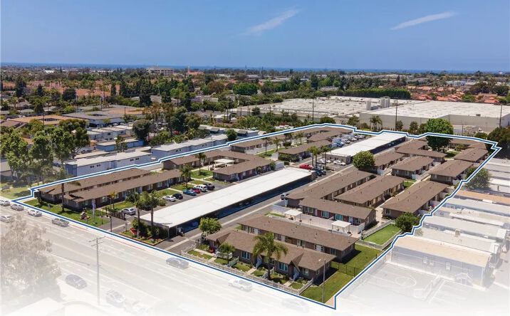 Pictures of Multifamily property located at 19131-19161 Delaware Street, Huntington Beach, CA 92648 for sales - image #1