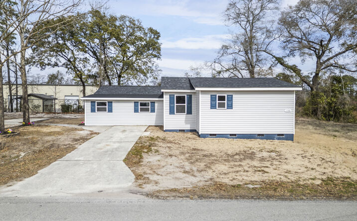 Pictures of Industrial, Mixed Use, Retail property located at 155 Bryan Rd, Wilmington, NC 28412 for sales - image #1