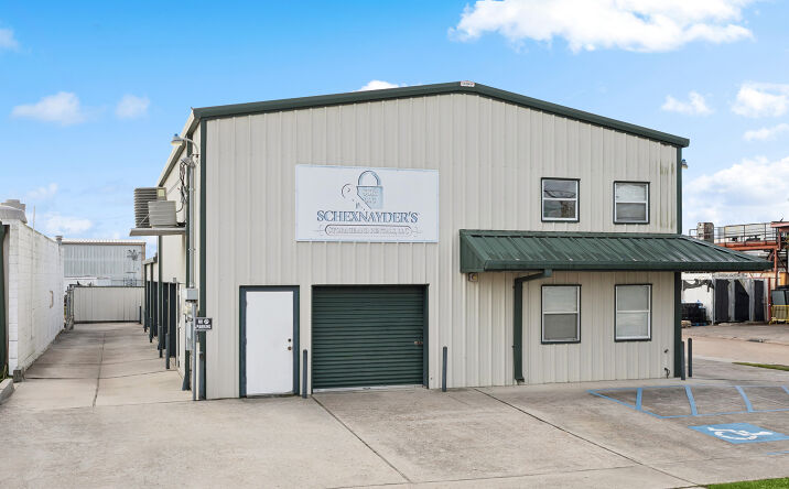 Pictures of Industrial, Mixed Use, Office, Self Storage property located at 201 23rd St, Kenner, LA 70062 for sales - image #1