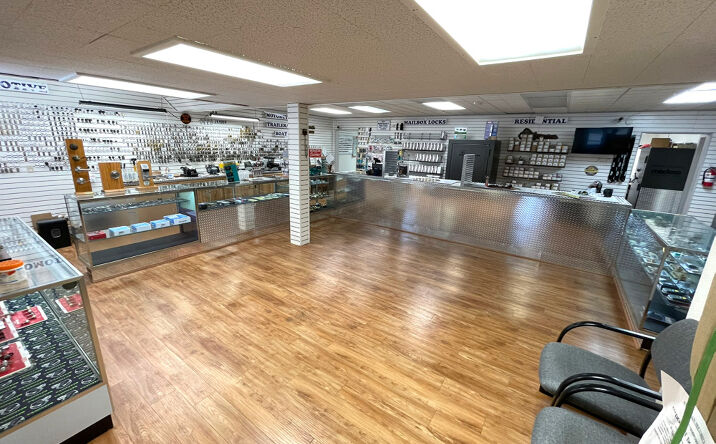Pictures of Retail, Multifamily, Office property located at 14416-14418 Pacific Ave. S., Parkland, WA 98444 for sales - image #1