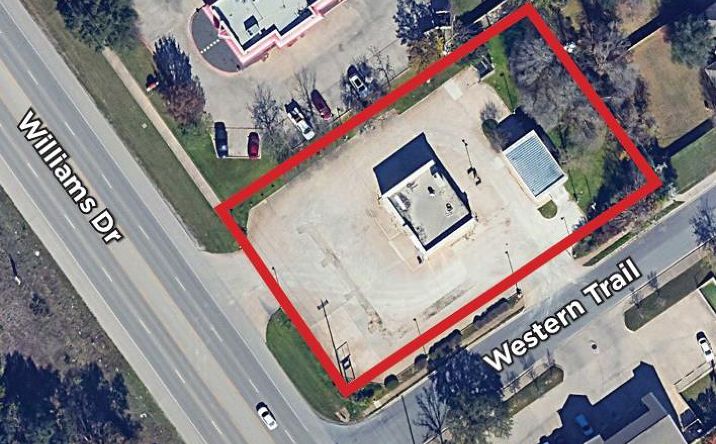 Pictures of Retail property located at 3401 Williams Dr, Georgetown, TX 78628 for sales - image #1