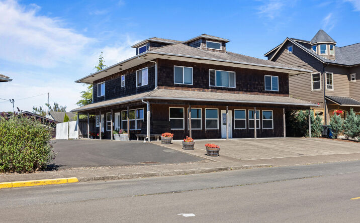 Pictures of Mixed Use, Special Purpose, Office, Multifamily property located at 220 NW Spring Street, Waldport, OR 97394 for sales - image #1