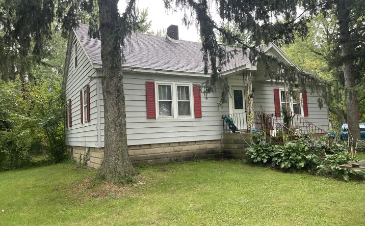 Pictures of Industrial, Retail, Office, Land, Special Purpose property located at 7078 US-12, Three Oaks, MI 49128 for sales - image #1
