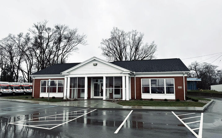 Pictures of Office, Retail property located at 2815 E Michigan Avenue, Jackson, MI 49202 for sales - image #1
