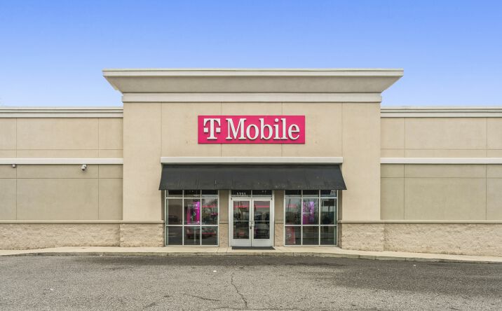 Pictures of Retail property located at 1731 9th Ave N, Bessemer, AL 35020 for sales - image #1