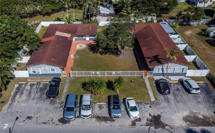 Pictures of Multifamily property located at 59-79 NW 10th Street, Homestead, FL 33030 for sales - image #1