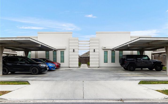 Pictures of Multifamily property located at 1404 Alta Vista Drive, Weslaco, TX 78596 for sales - image #1