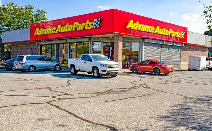 Pictures of Retail property located at 7440 Broadway Ave, Cleveland, OH 44105 for sales - image #1