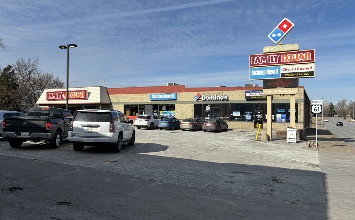 Pictures of Retail property located at 1920 N Brady St, Davenport, IA 52803 for sales - image #1