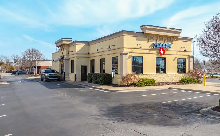 Pictures of Retail property located at 7643 East Brianerd Road, Chattanooga, TN 37421 for sales - image #1