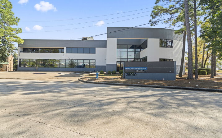 Pictures of Office property located at 25010 Oakhurst Dr, Spring, TX 77386 for sales - image #1