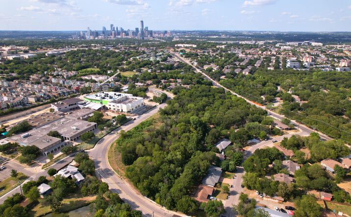 Pictures of Land property located at 2813 Metcalfe Rd, Austin, TX 78741 for sales - image #1