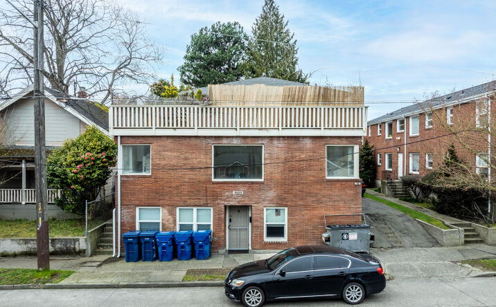 Pictures of Multifamily property located at 7329 15th Ave NW, Seattle, WA 98117 for sales - image #1