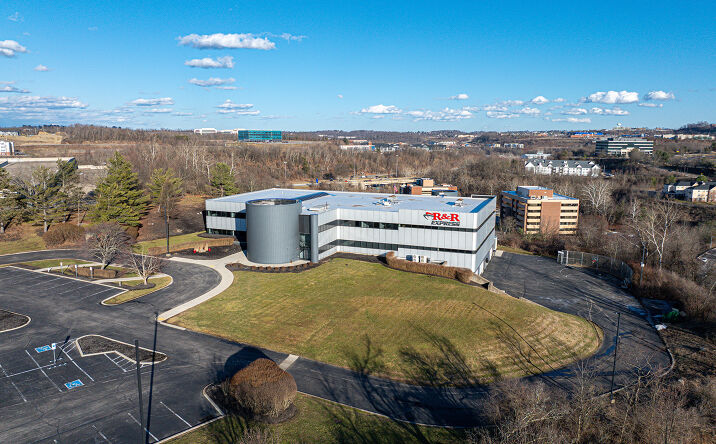 Pictures of Office property located at 100 Commerce Dr, Pittsburgh, PA 15275 for sales - image #1