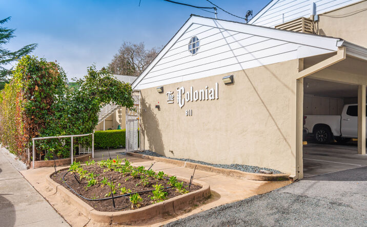 Pictures of Multifamily property located at 811 Brown St, Martinez, CA 94553 for sales - image #1